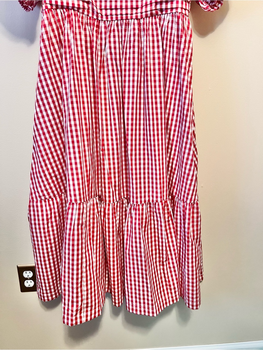 Abercrombie & Fitch Pink and Red Smocked Top - Picture 2 of 9